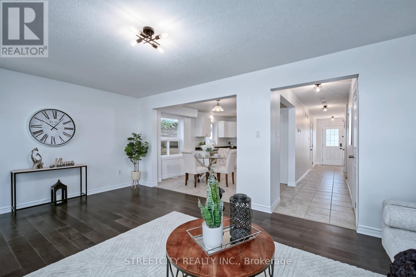 1966 Foxridge Crescent, London North, Ontario  N6G 5B4 - Photo 14 - X12437097