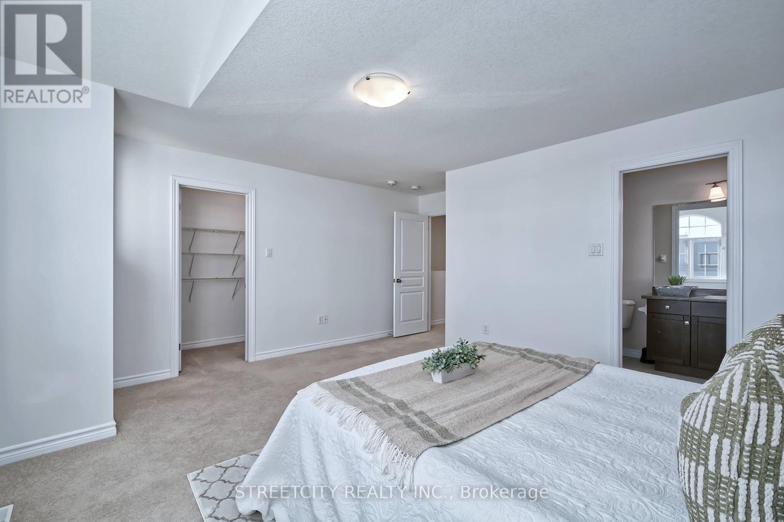 1966 Foxridge Crescent, London North, Ontario  N6G 5B4 - Photo 17 - X12437097