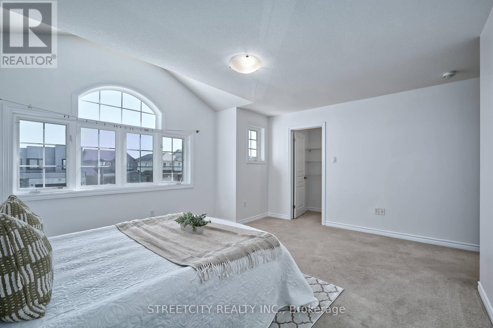 1966 Foxridge Crescent, London North, Ontario  N6G 5B4 - Photo 18 - X12437097