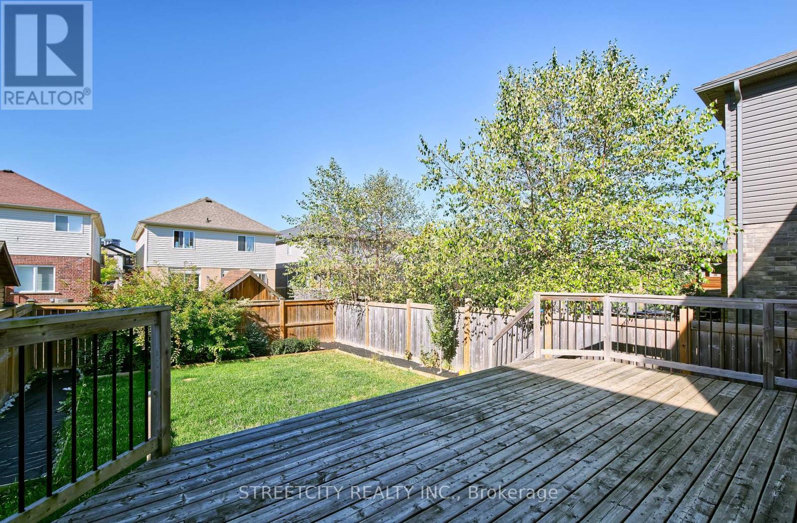1966 Foxridge Crescent, London North, Ontario  N6G 5B4 - Photo 33 - X12437097