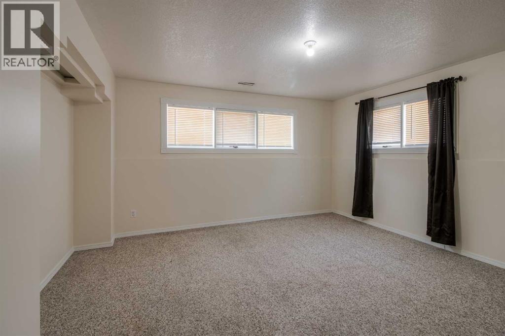 654 Columbia Boulevard W, Lethbridge, Alberta  T1K 5J9 - Photo 35 - A2259245