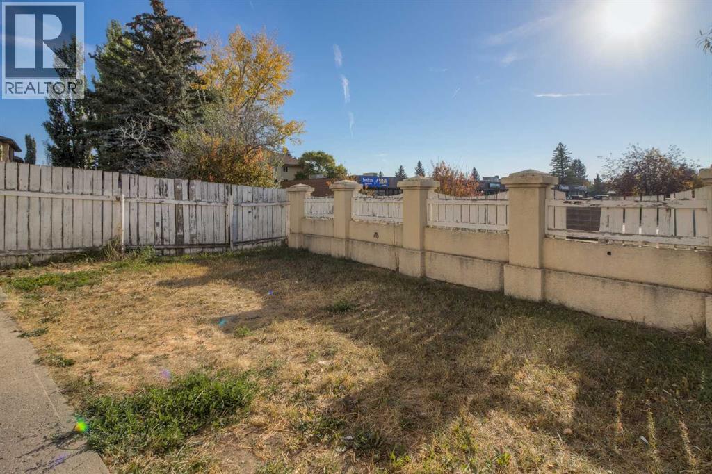 654 Columbia Boulevard W, Lethbridge, Alberta  T1K 5J9 - Photo 8 - A2259245