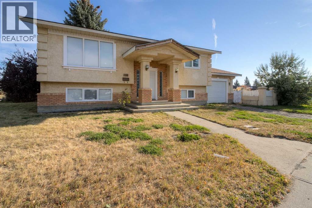 654 Columbia Boulevard W, Lethbridge, Alberta  T1K 5J9 - Photo 4 - A2259245
