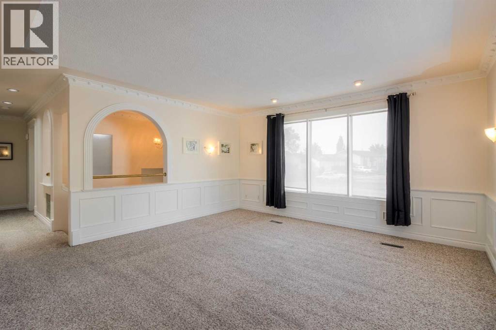 654 Columbia Boulevard W, Lethbridge, Alberta  T1K 5J9 - Photo 14 - A2259245