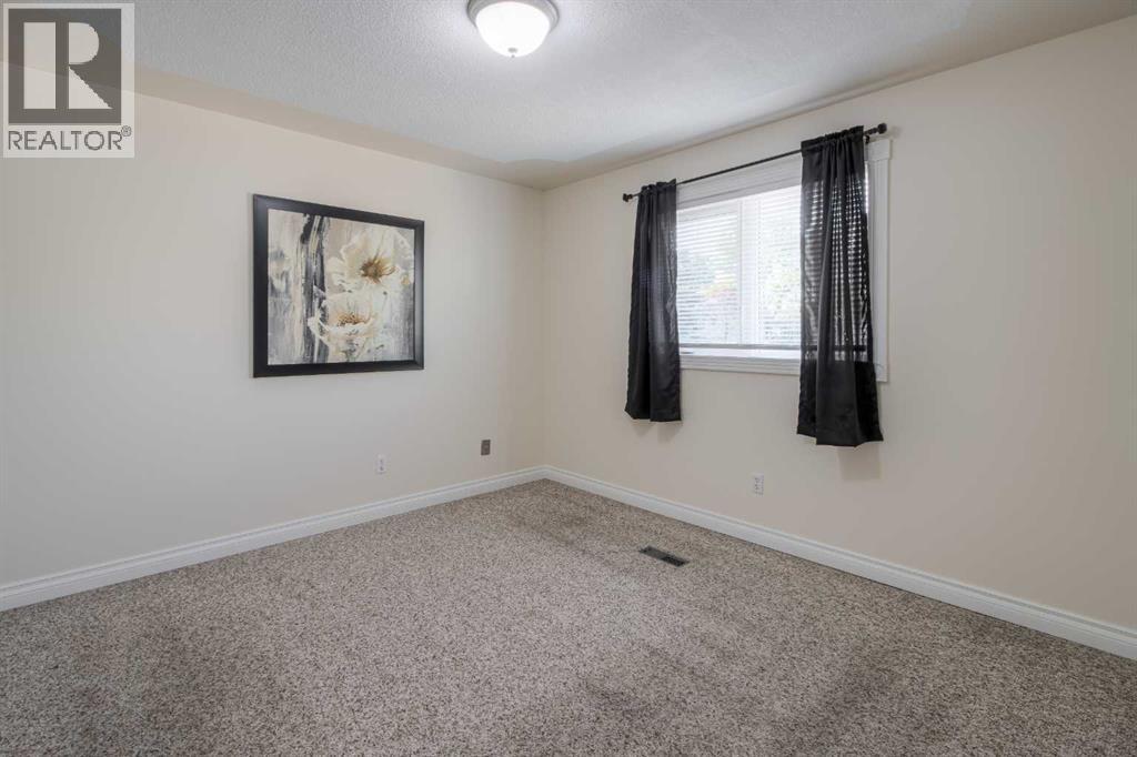 654 Columbia Boulevard W, Lethbridge, Alberta  T1K 5J9 - Photo 25 - A2259245