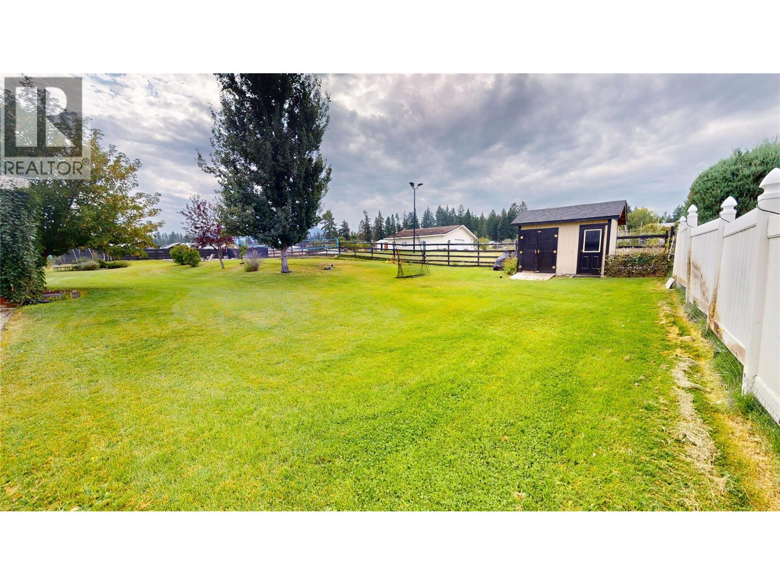 2211 9th Street S, Cranbrook, British Columbia  V1C 6Y7 - Photo 42 - 10364503