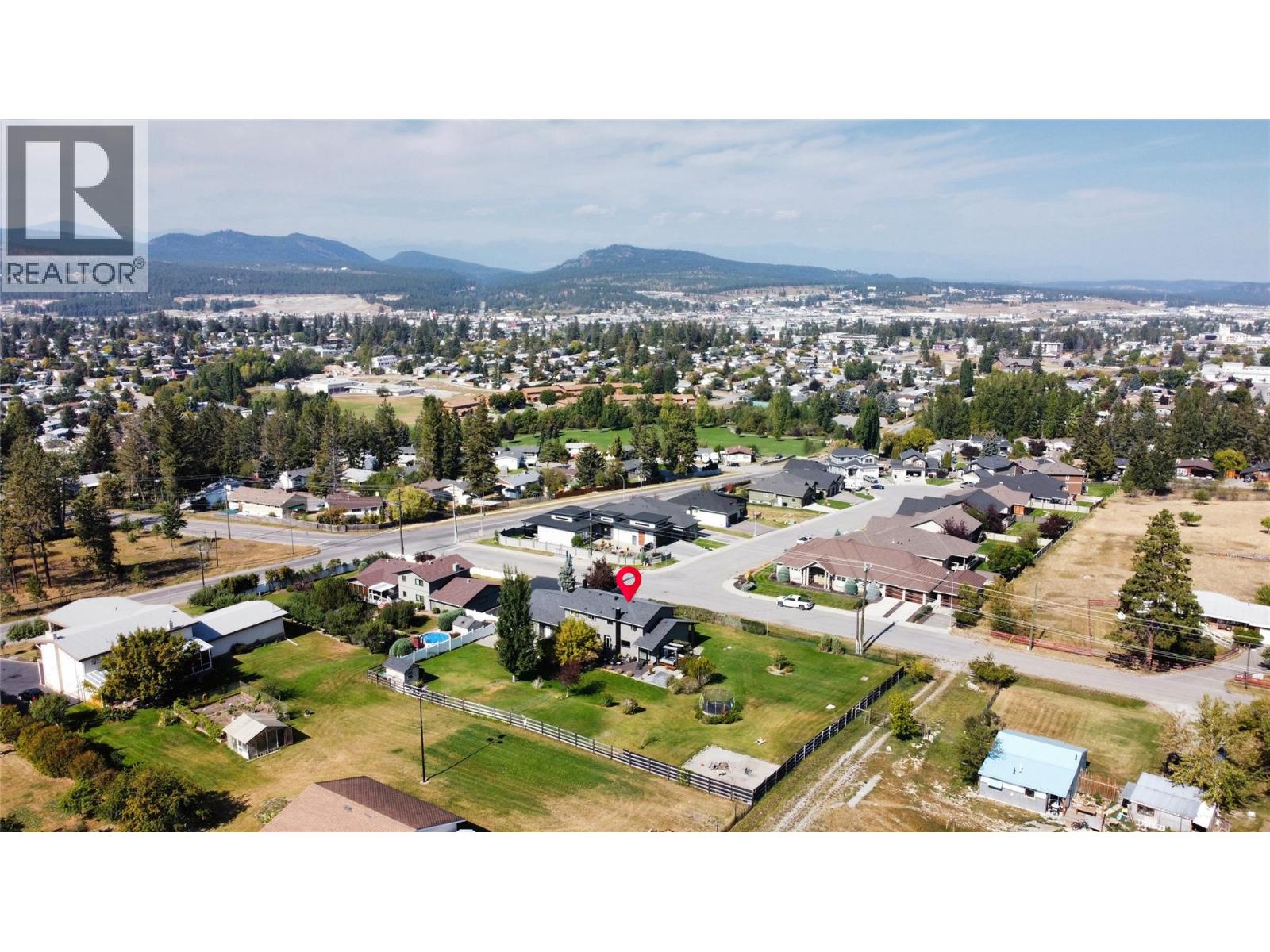 2211 9th Street S, Cranbrook, British Columbia  V1C 6Y7 - Photo 54 - 10364503