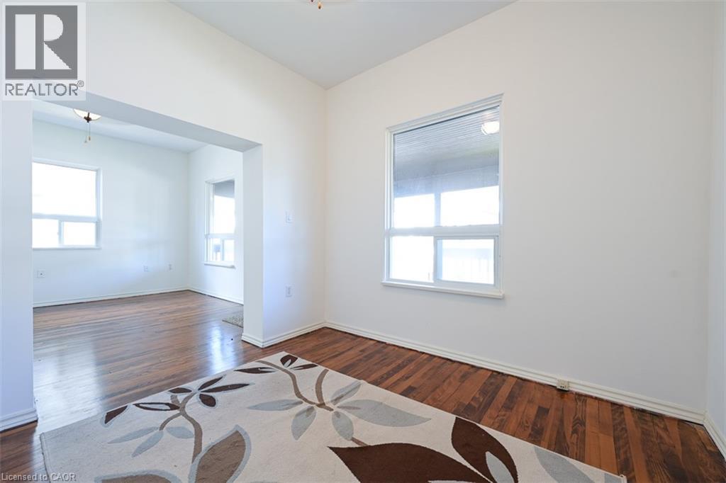 5768 Summer Street, Niagara Falls, Ontario  L2G 1M2 - Photo 16 - 40774337