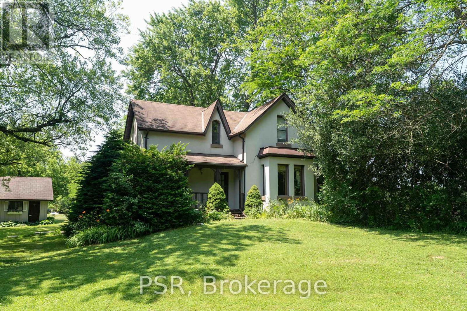 10 Kingscross Drive, King, Ontario  L7B 1E5 - Photo 8 - N12433167