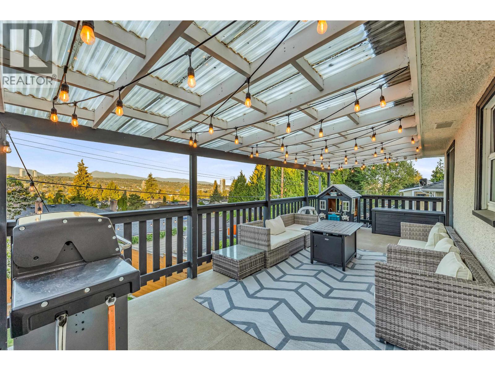 831 Surrey Street, New Westminster, British Columbia  V3L 4W3 - Photo 32 - R3053747