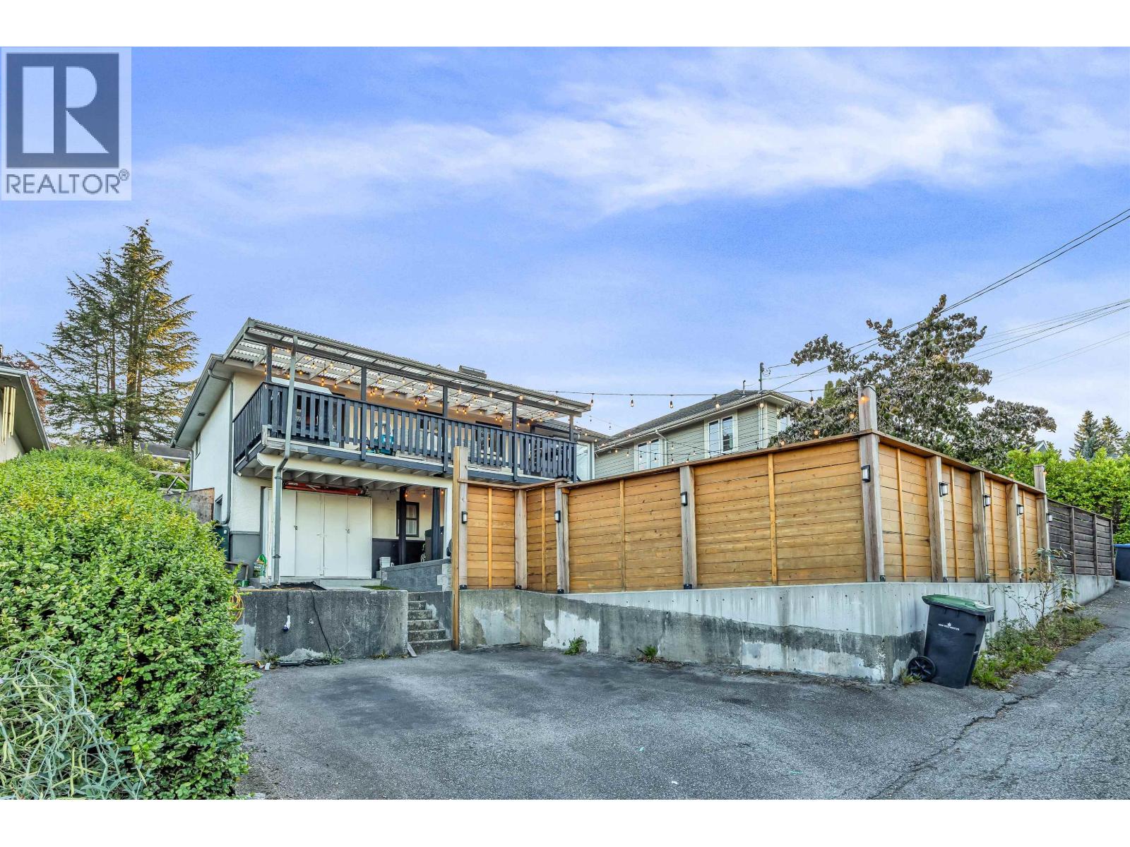 831 Surrey Street, New Westminster, British Columbia  V3L 4W3 - Photo 38 - R3053747