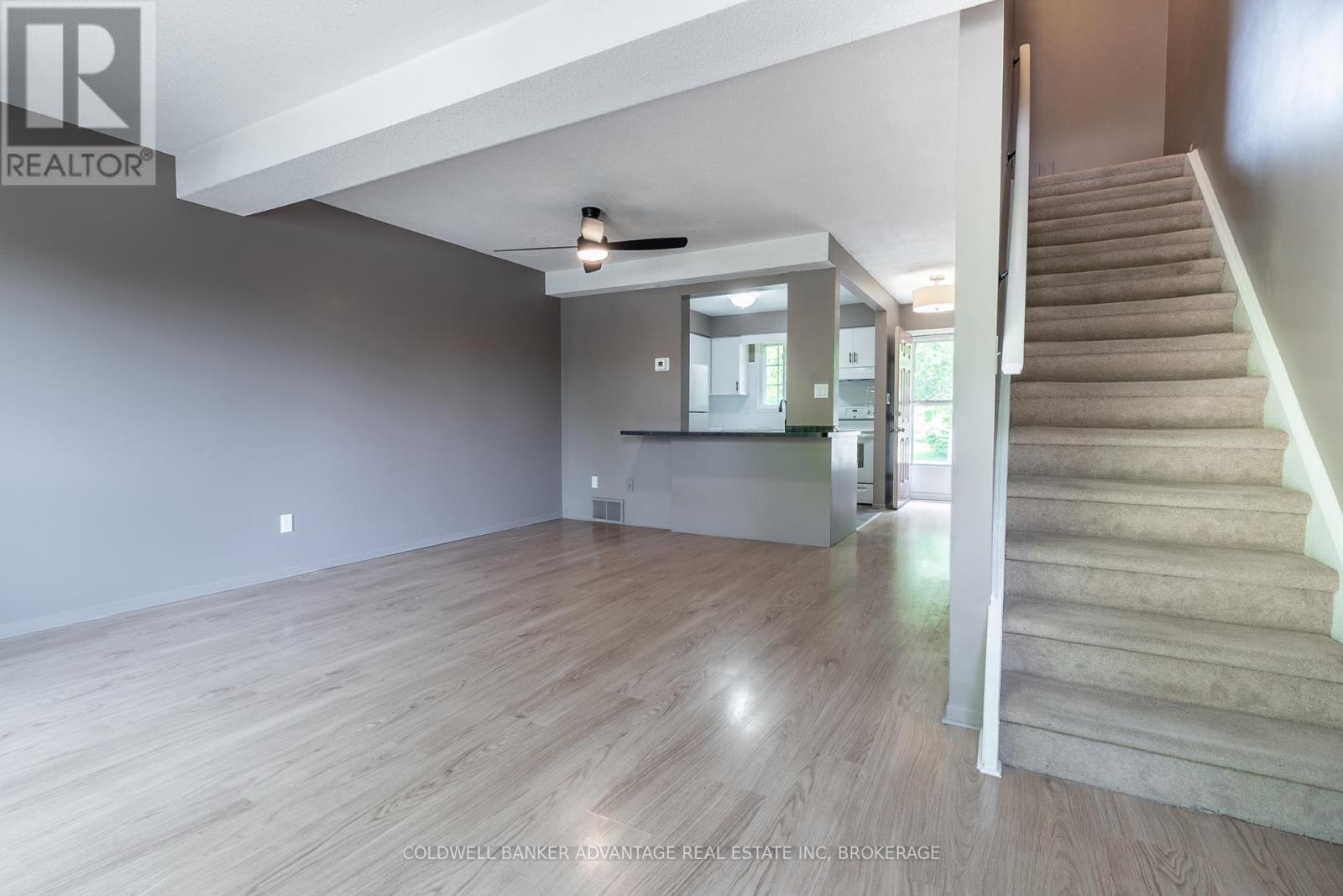 8 - 102 Silvan Drive, Welland (N. Welland), Ontario  L3C 6C3 - Photo 14 - X12436990