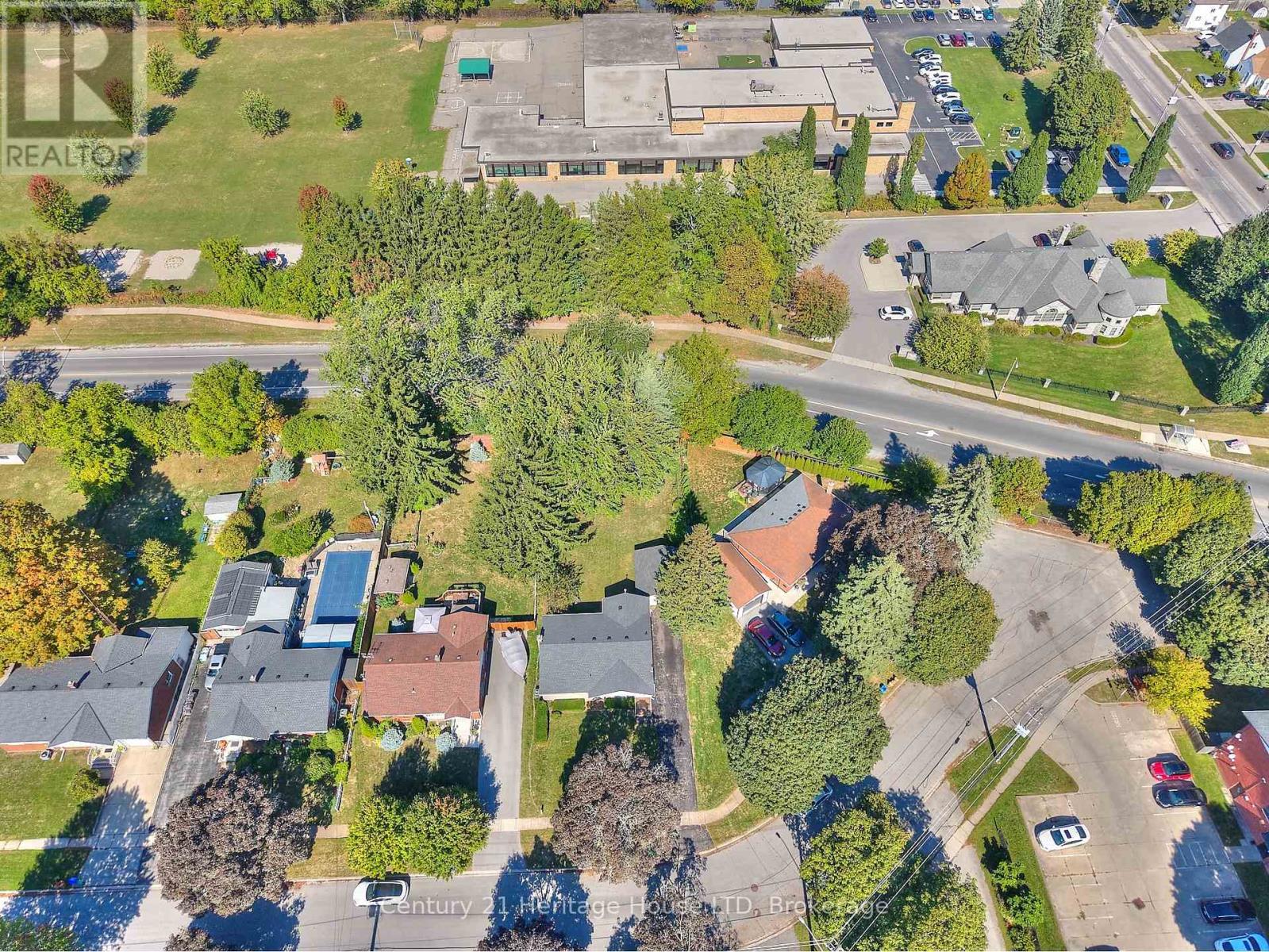 6281 Burdette Drive, Niagara Falls (Morrison), Ontario  L2E 5H1 - Photo 31 - X12436995