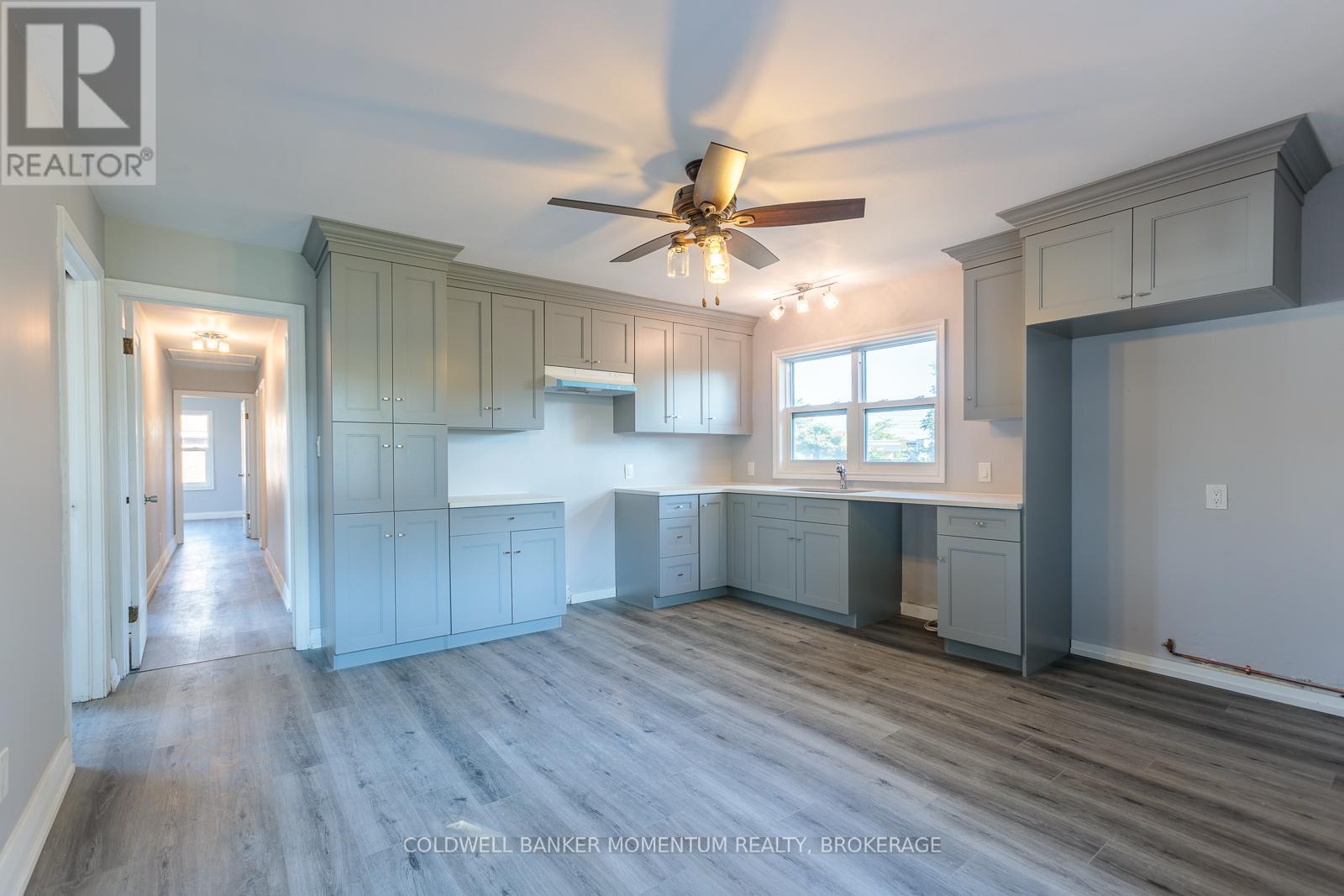 2 Foley Crescent, Thorold (Thorold Downtown), Ontario  L2V 2K8 - Photo 10 - X12437085