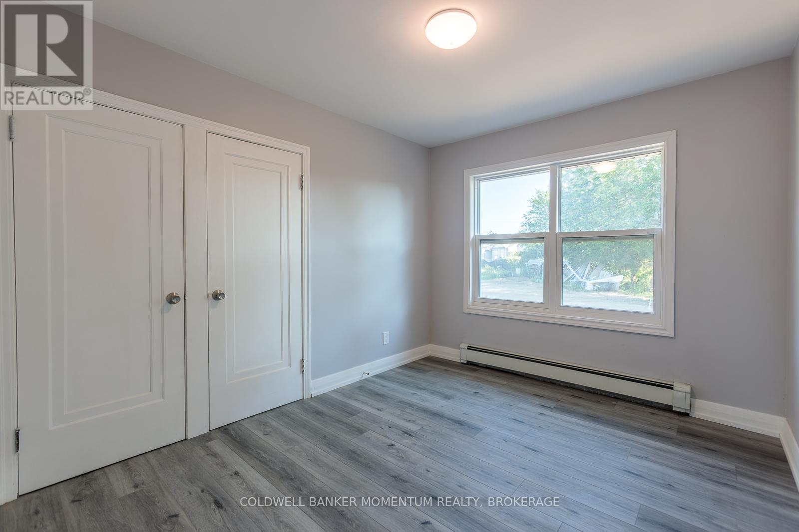 2 Foley Crescent, Thorold (Thorold Downtown), Ontario  L2V 2K8 - Photo 13 - X12437085