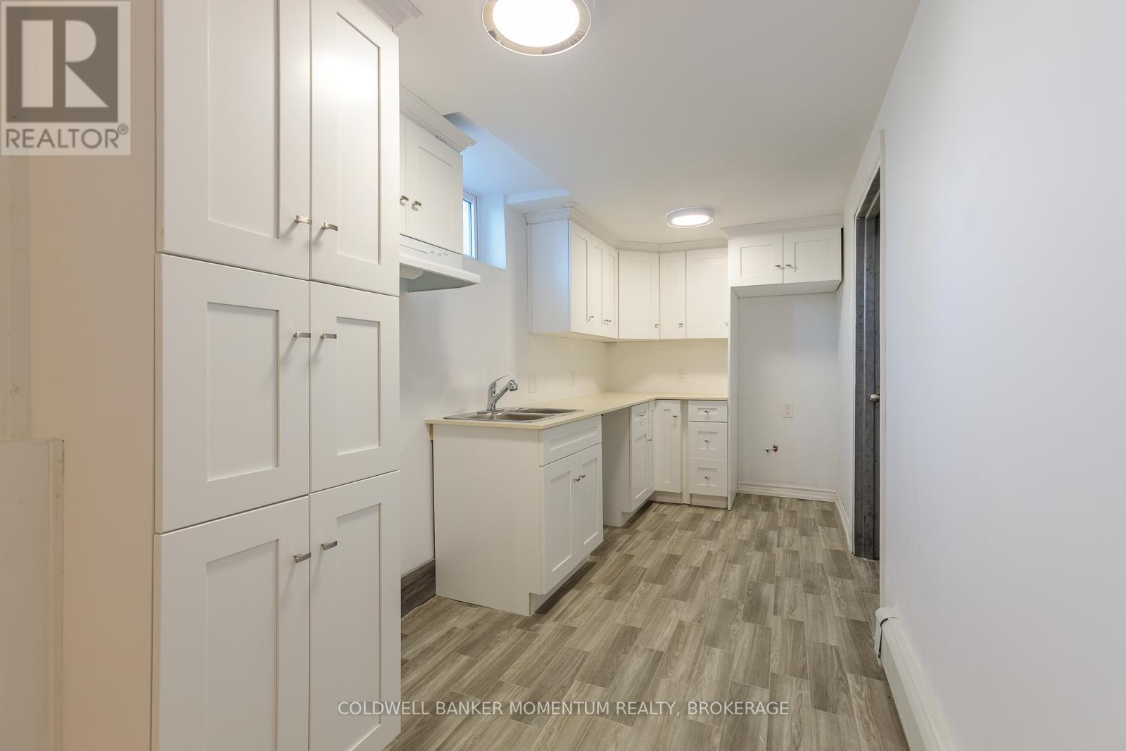 2 Foley Crescent, Thorold (Thorold Downtown), Ontario  L2V 2K8 - Photo 23 - X12437085