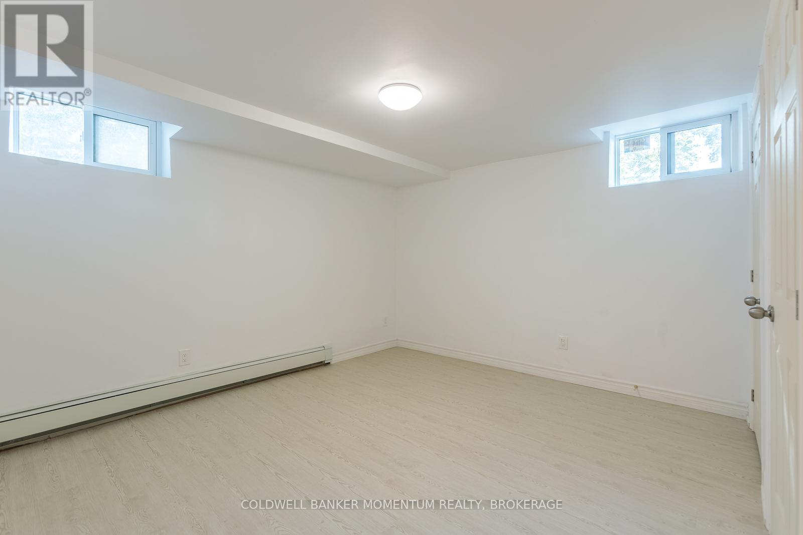 2 Foley Crescent, Thorold (Thorold Downtown), Ontario  L2V 2K8 - Photo 25 - X12437085