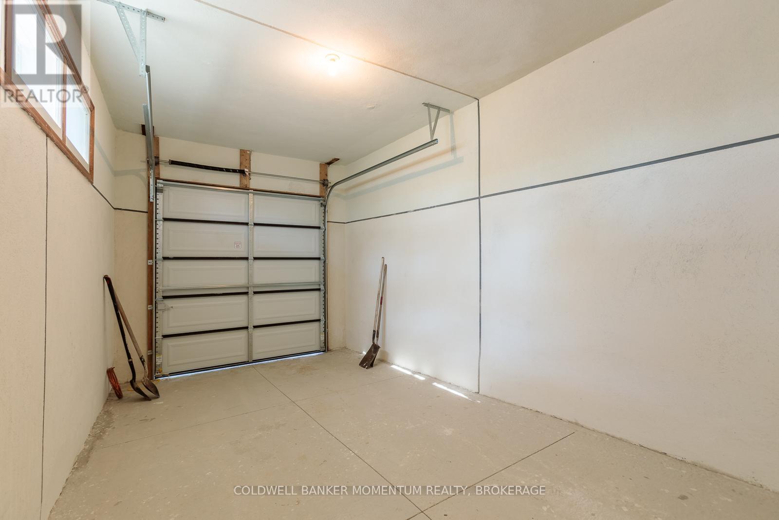 2 Foley Crescent, Thorold (Thorold Downtown), Ontario  L2V 2K8 - Photo 31 - X12437085