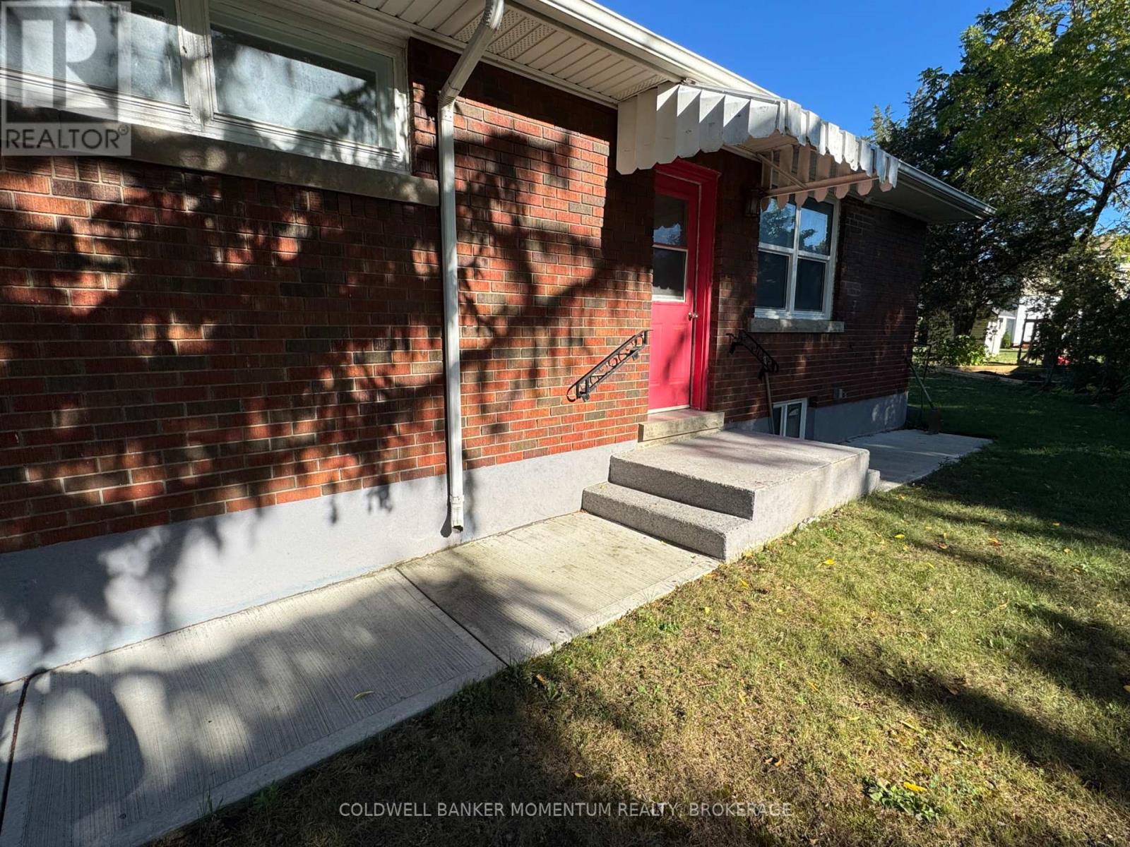 2 Foley Crescent, Thorold (Thorold Downtown), Ontario  L2V 2K8 - Photo 32 - X12437085