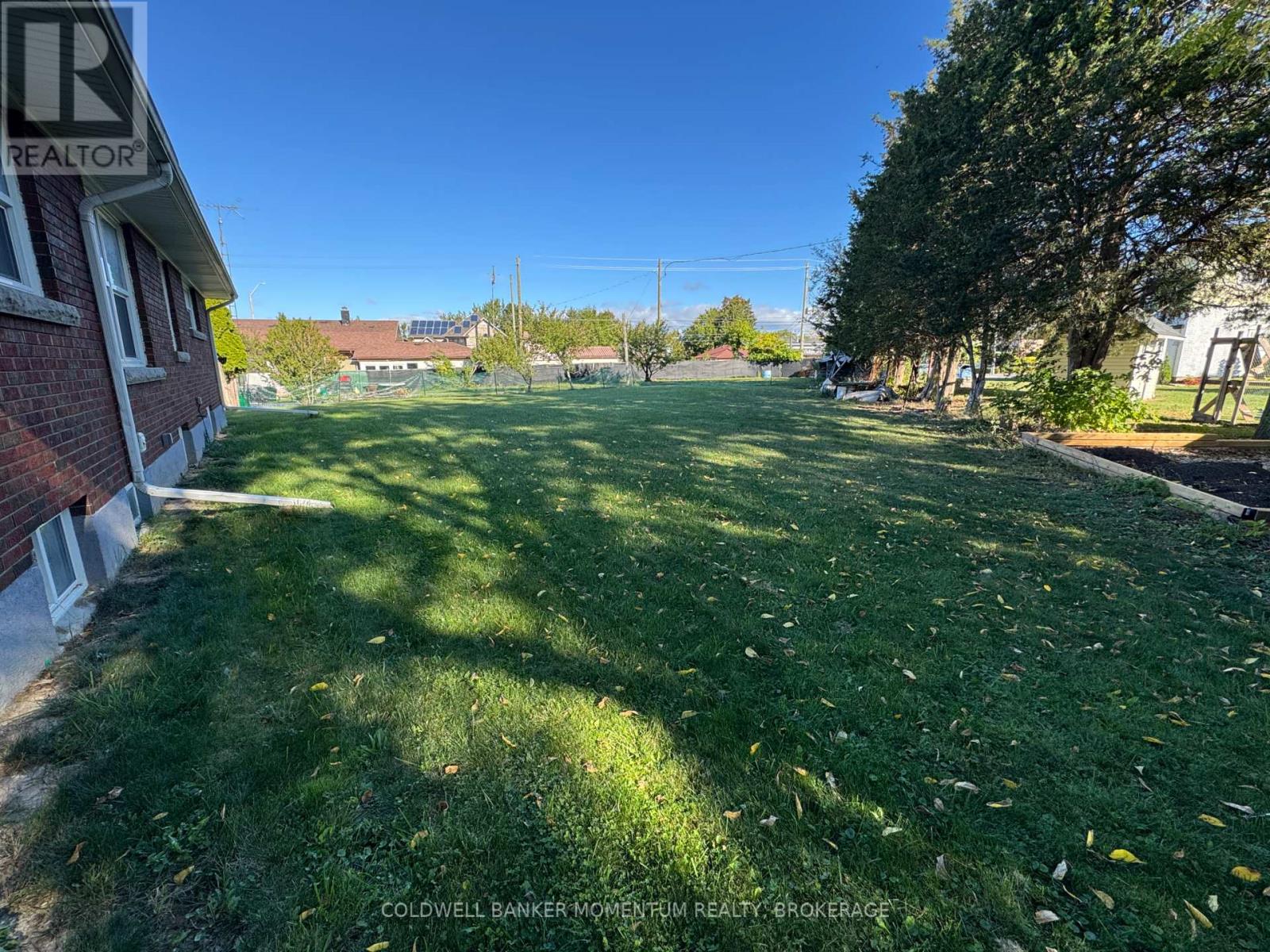 2 Foley Crescent, Thorold (Thorold Downtown), Ontario  L2V 2K8 - Photo 34 - X12437085