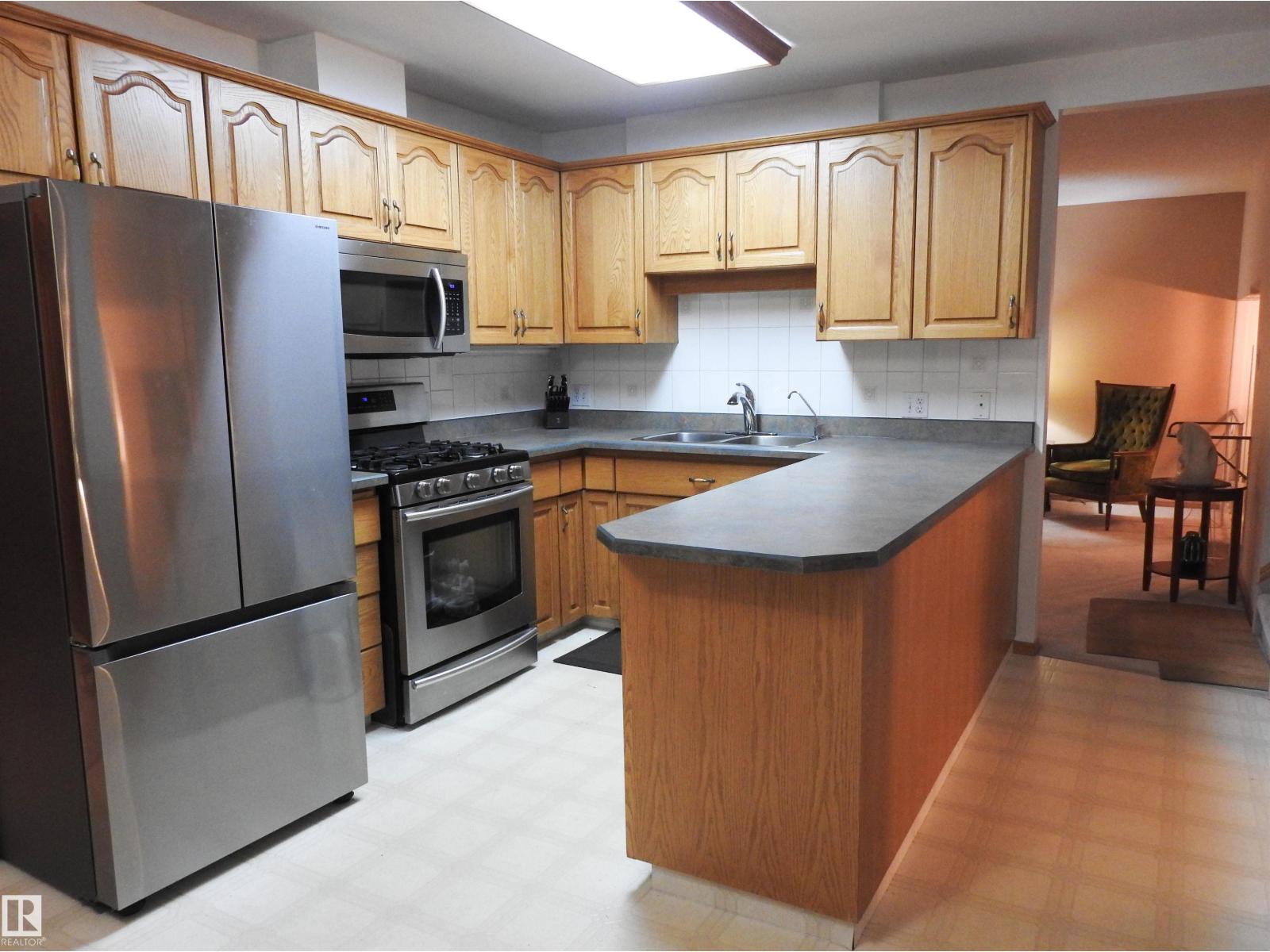 768 Lee Ridge Rd Nw, Edmonton, Alberta  T6K 0P7 - Photo 11 - E4456058
