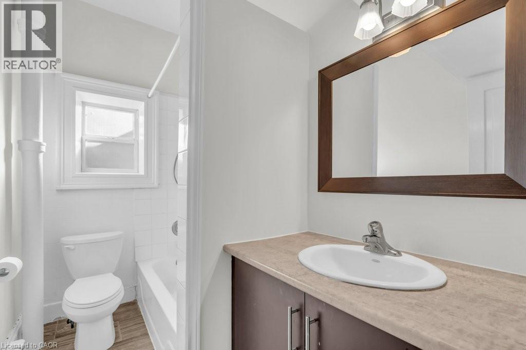31 Bruce Street, Cambridge, Ontario  N1R 2E1 - Photo 19 - 40774282