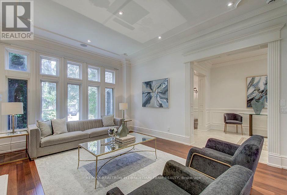 53 York Road, Toronto, Ontario  M2L 1H7 - Photo 11 - C12436723