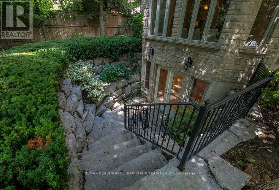 53 York Road, Toronto, Ontario  M2L 1H7 - Photo 46 - C12436723