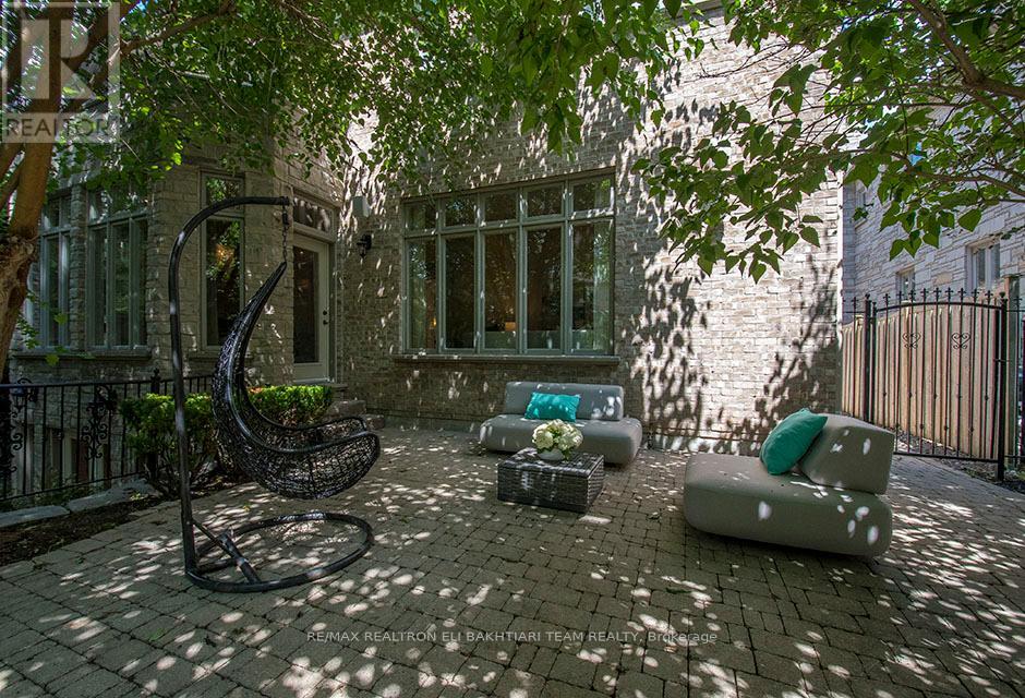 53 York Road, Toronto, Ontario  M2L 1H7 - Photo 50 - C12436723