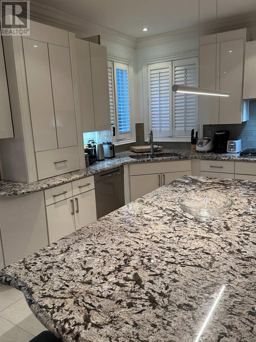 10 Gorman Park Road, Toronto, Ontario  M3H 3K4 - Photo 12 - C12436737