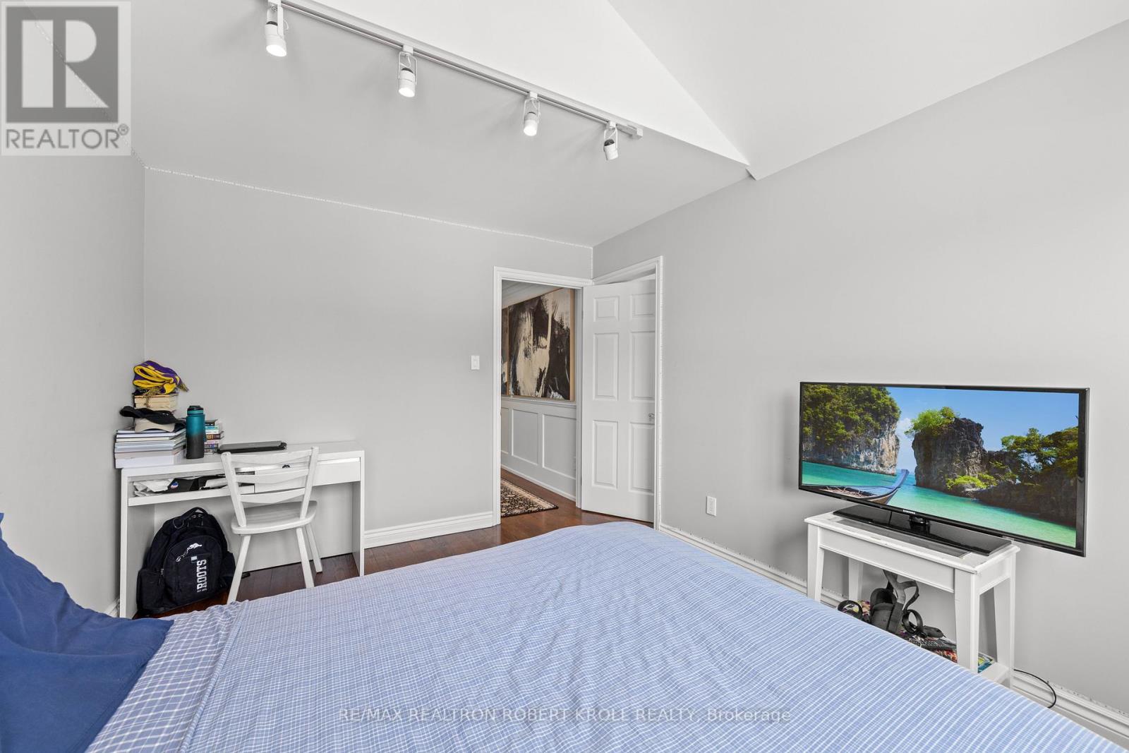 10 Gorman Park Road, Toronto, Ontario  M3H 3K4 - Photo 32 - C12436737