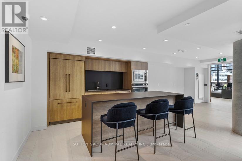 2104 - 81 Wellesley Street E, Toronto, Ontario  M4Y 0C5 - Photo 13 - C12436755