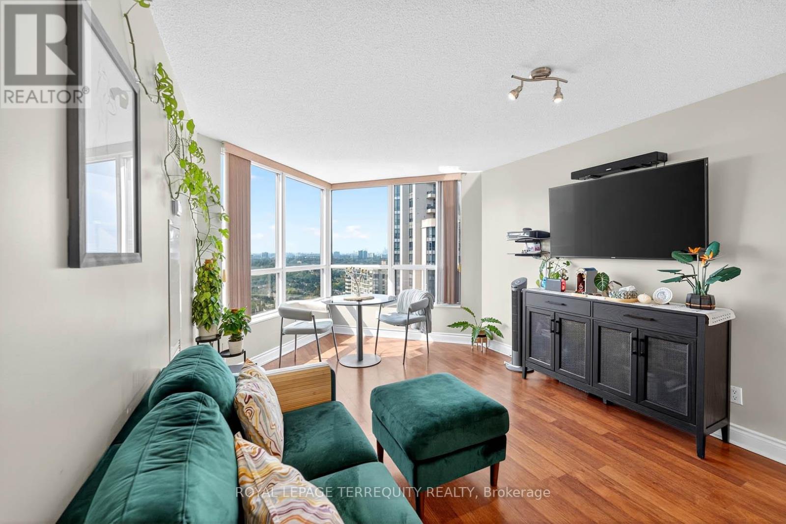 2510 - 10 Northtown Way, Toronto, Ontario  M2N 7L4 - Photo 10 - C12436773
