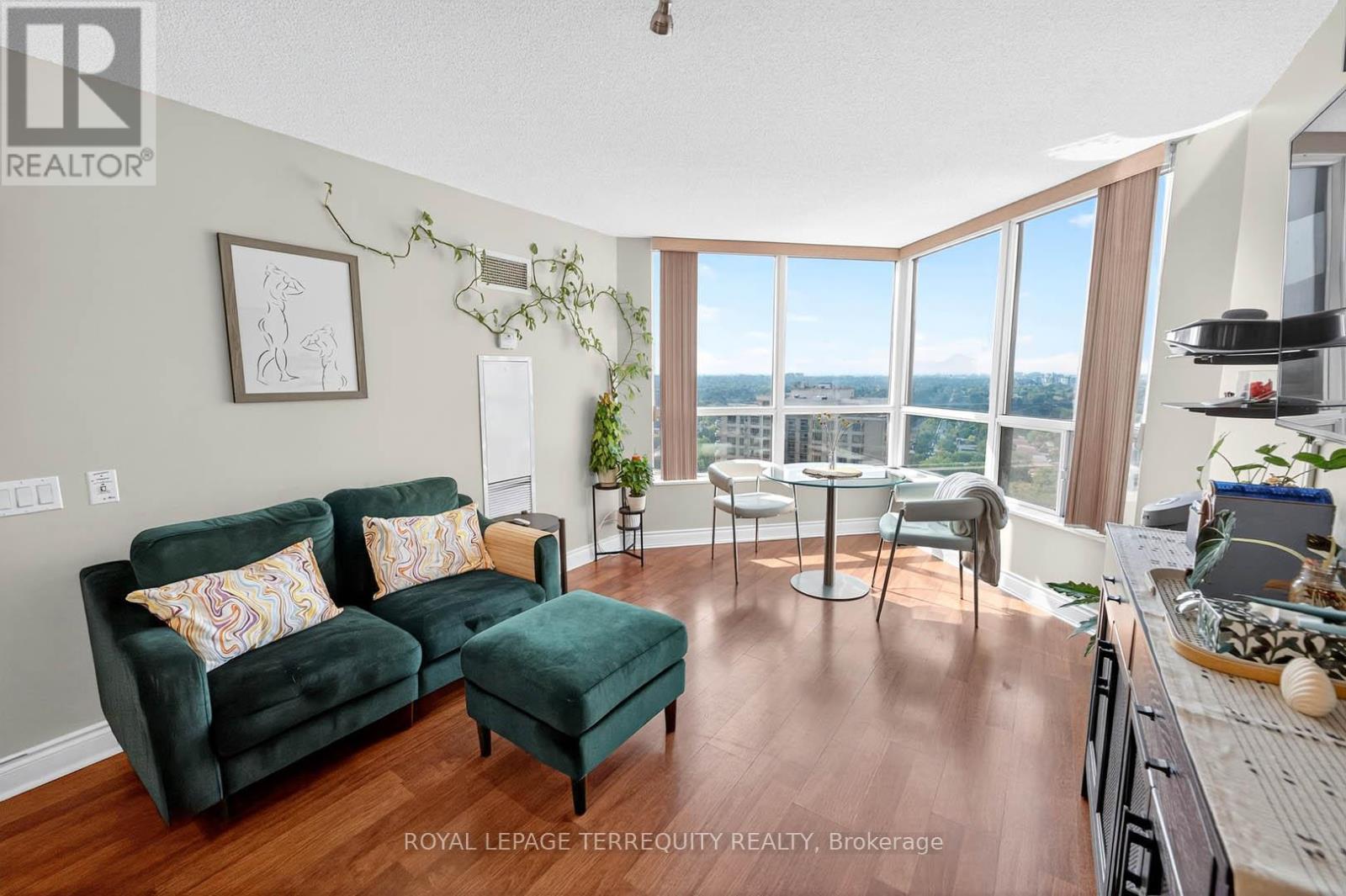 2510 - 10 Northtown Way, Toronto, Ontario  M2N 7L4 - Photo 12 - C12436773
