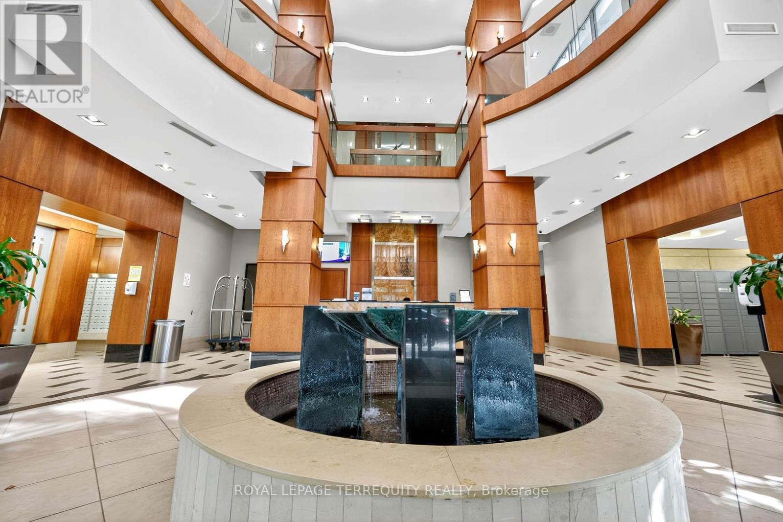 2510 - 10 Northtown Way, Toronto, Ontario  M2N 7L4 - Photo 3 - C12436773