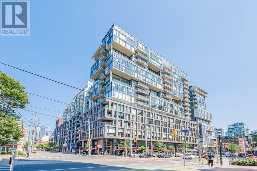 810 - 111 Bathurst Street, Toronto, Ontario  M5V 0M9 - Photo 7 - C12436851
