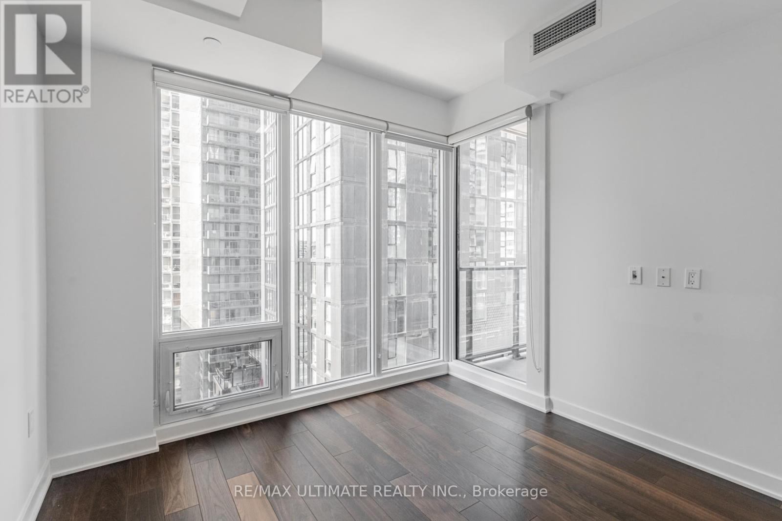 1507 - 115 Blue Jays Way, Toronto, Ontario  M5V 0N4 - Photo 12 - C12436879