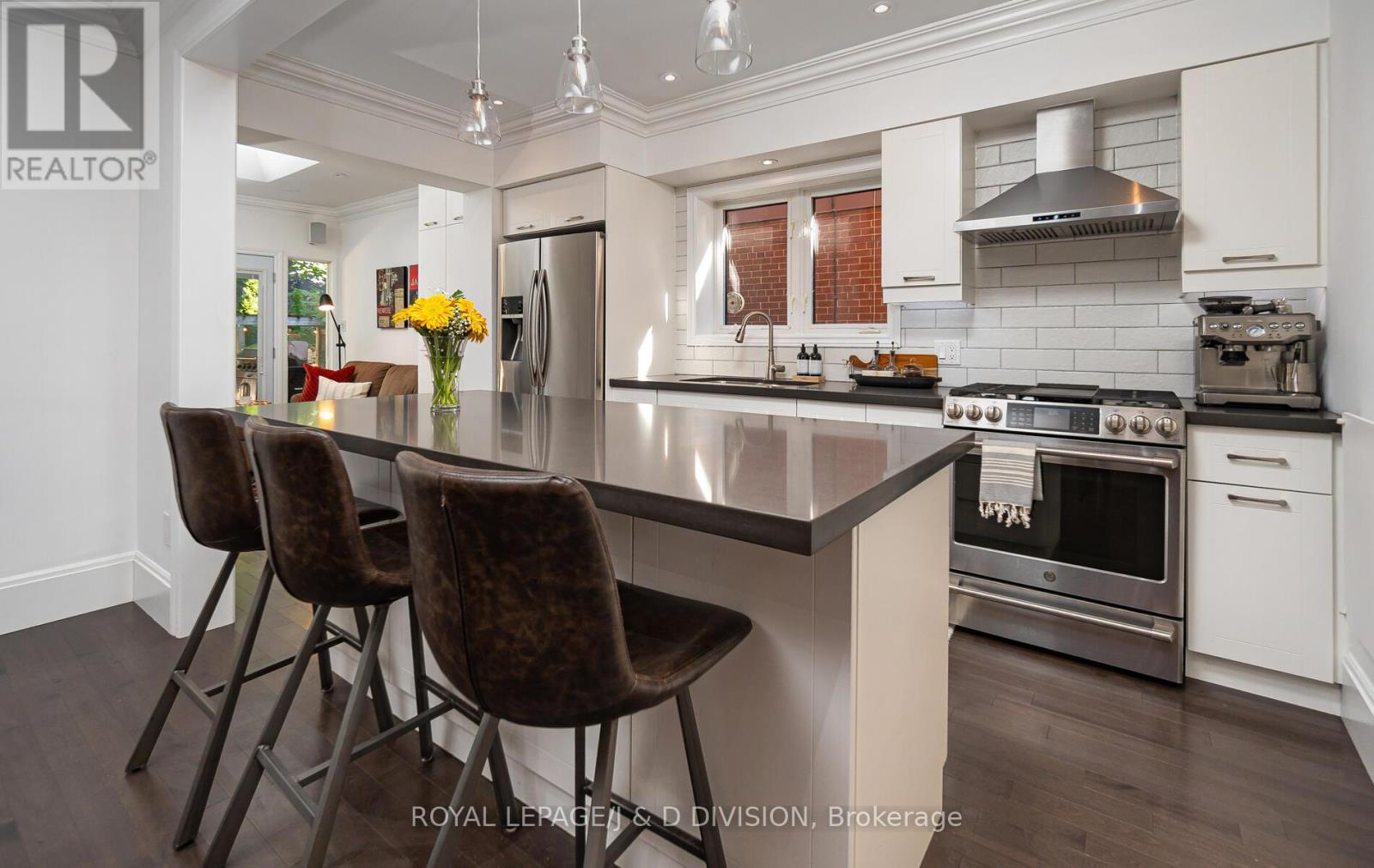 151 Forman Avenue, Toronto, Ontario  M4S 2R9 - Photo 12 - C12436882