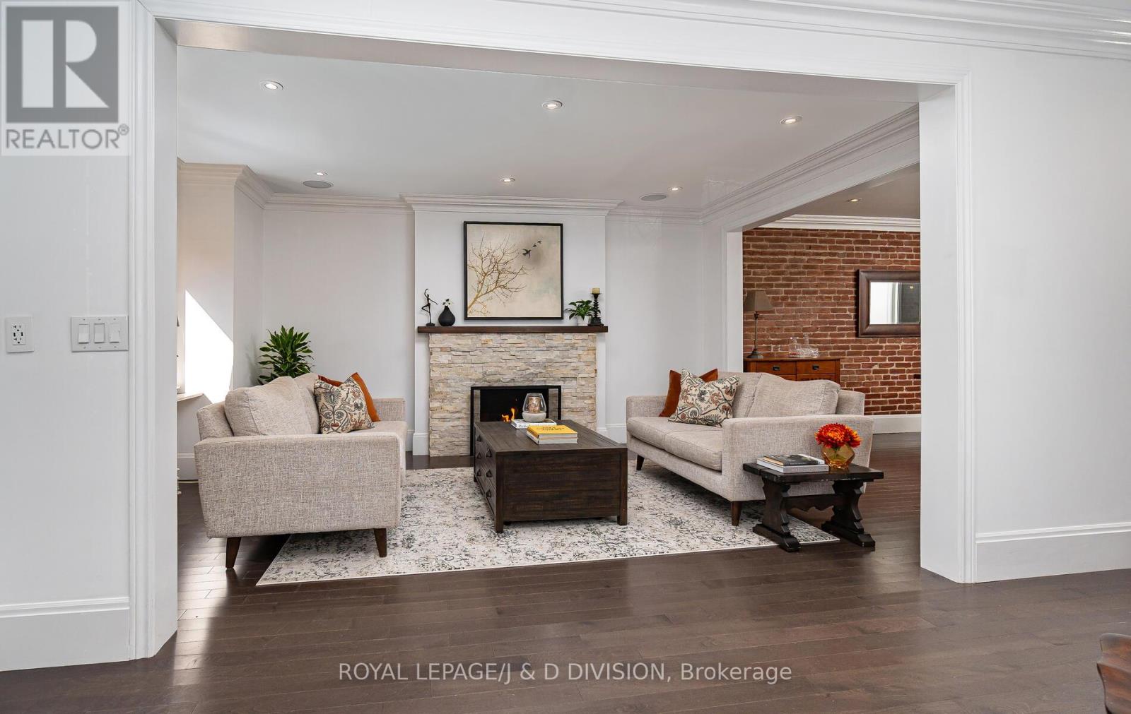 151 Forman Avenue, Toronto, Ontario  M4S 2R9 - Photo 5 - C12436882