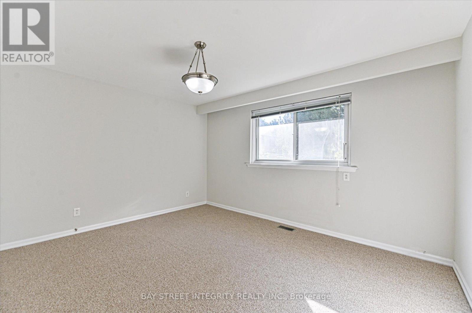 1 Caines Avenue, Toronto, Ontario  M2M 1G1 - Photo 17 - C12436915