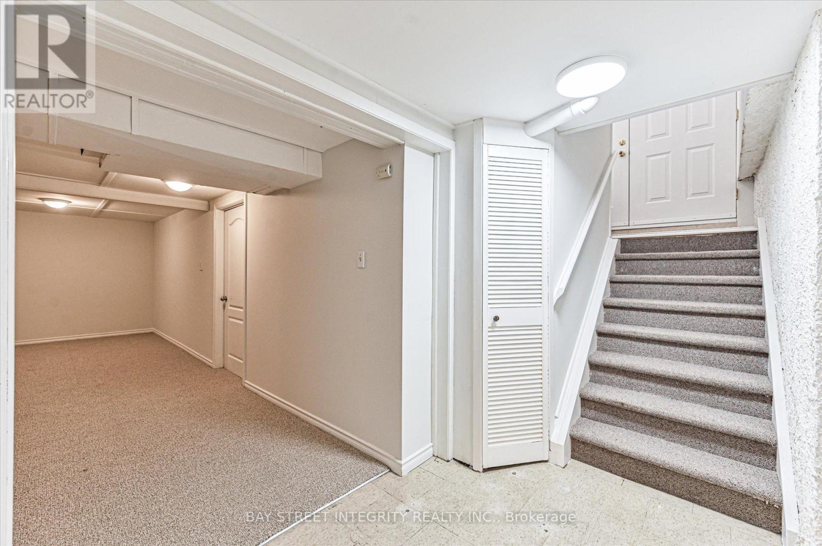 1 Caines Avenue, Toronto, Ontario  M2M 1G1 - Photo 23 - C12436915