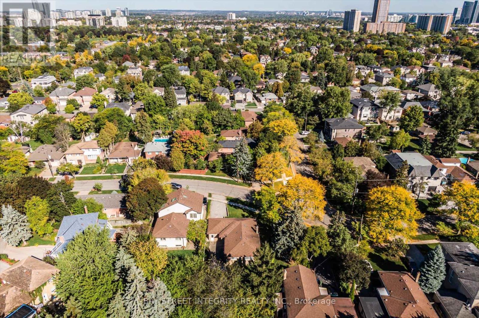 1 Caines Avenue, Toronto, Ontario  M2M 1G1 - Photo 42 - C12436915