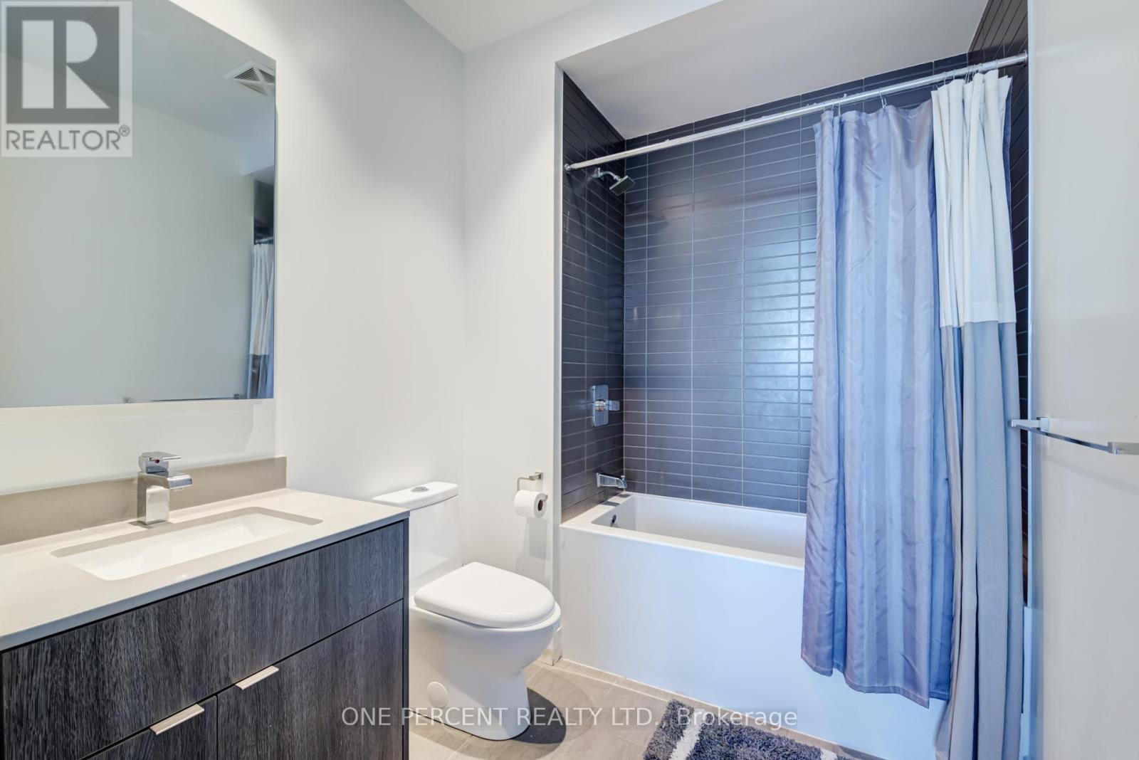 6108 - 7 Grenville Street, Toronto, Ontario  M4Y 1A1 - Photo 17 - C12436916