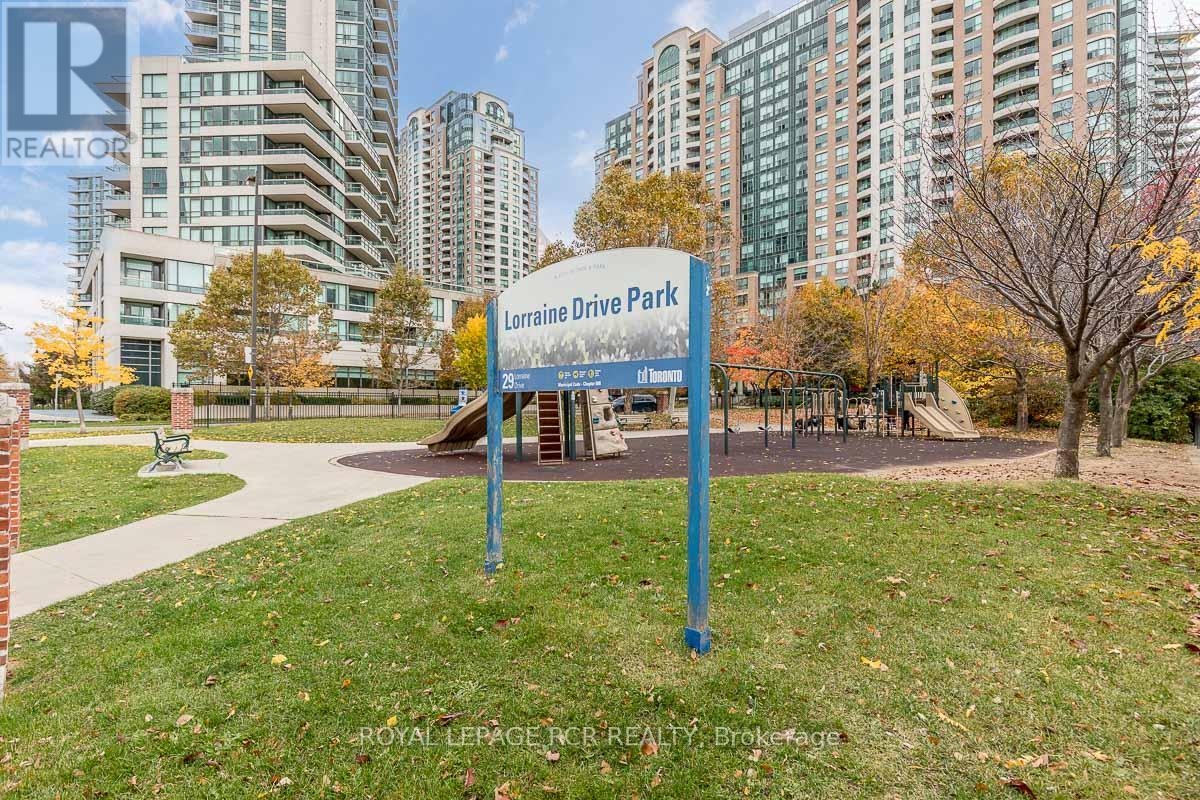 2012 - 23 Lorraine Drive, Toronto, Ontario  M2N 6Z6 - Photo 40 - C12436917