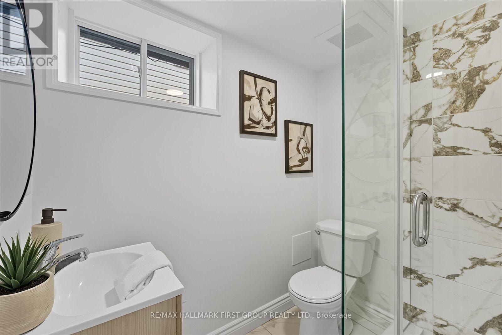15 Pine Street, Ajax, Ontario  L1S 1X8 - Photo 22 - E12436696