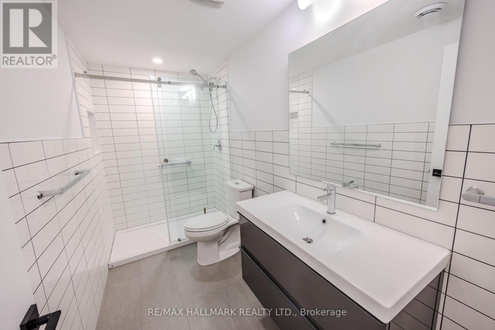 Lower - 81 Gough Avenue, Toronto, Ontario  M4K 3N9 - Photo 17 - E12436733