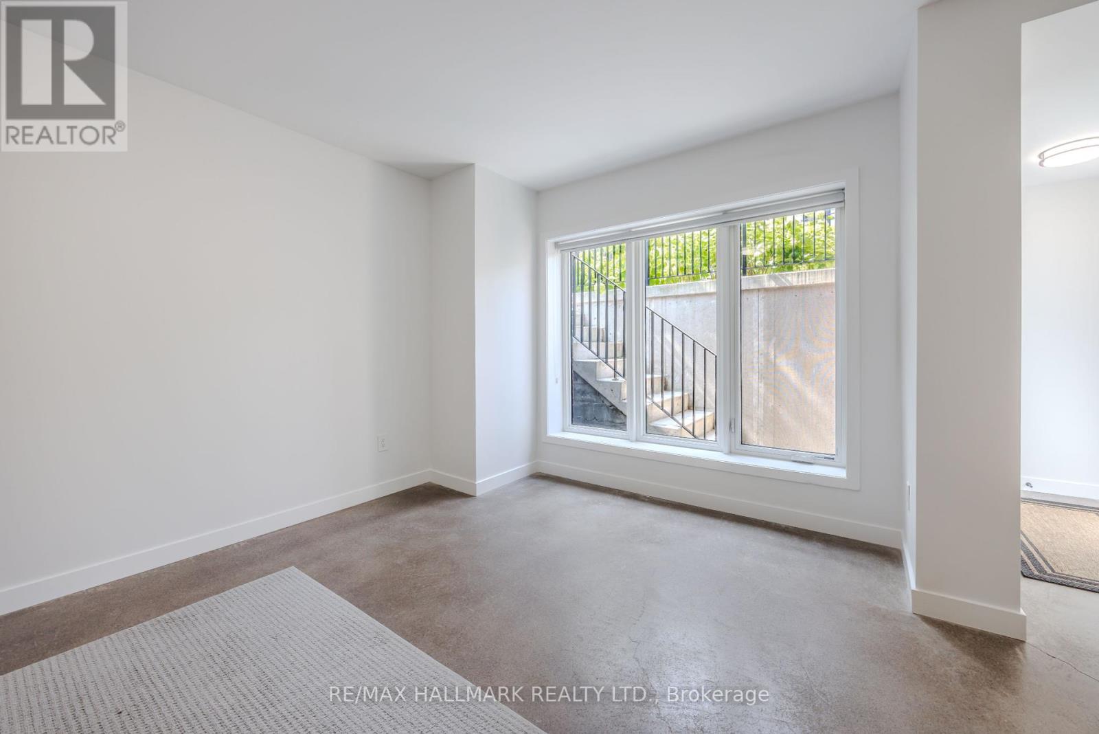 Lower - 81 Gough Avenue, Toronto, Ontario  M4K 3N9 - Photo 7 - E12436733