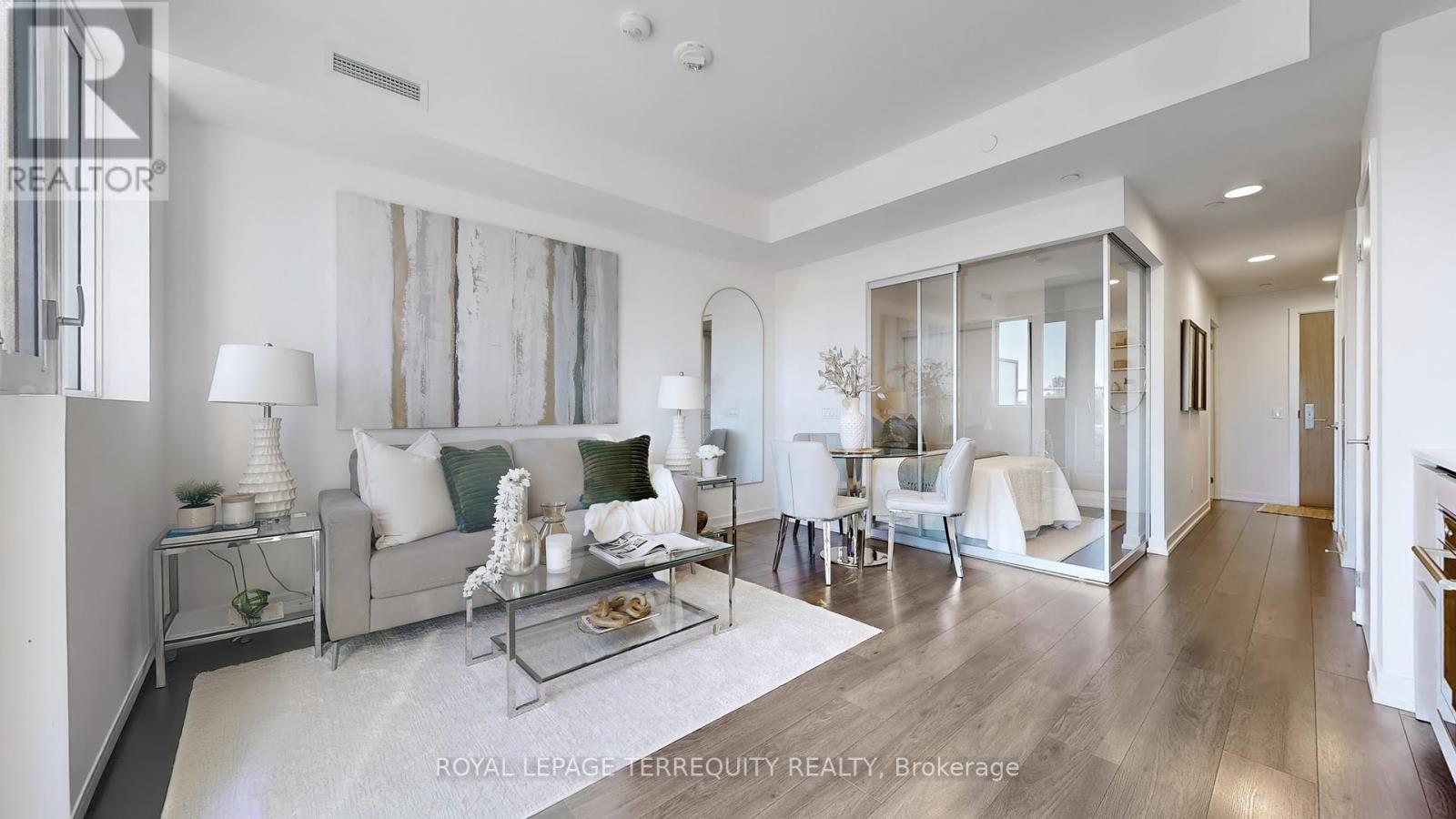 447 - 150 Logan Avenue, Toronto, Ontario  M4M 0E4 - Photo 2 - E12436757
