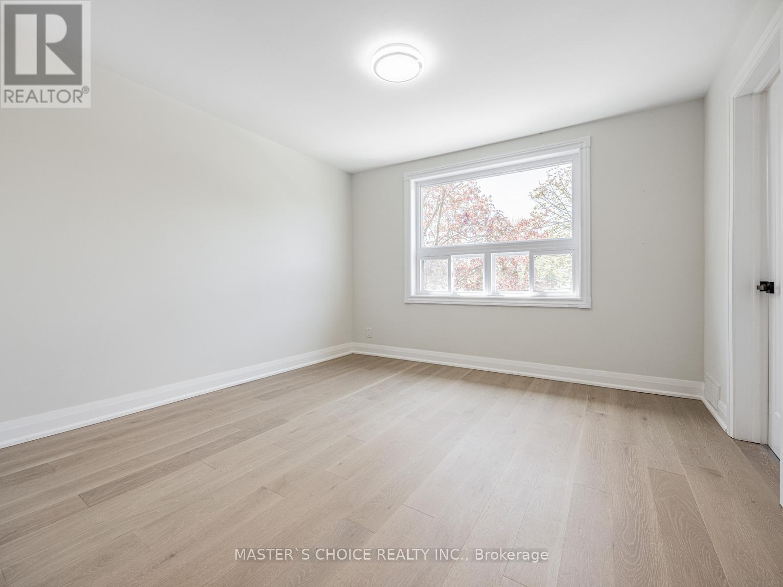 127 Highfield Road, Toronto, Ontario  M4L 2T9 - Photo 23 - E12436760