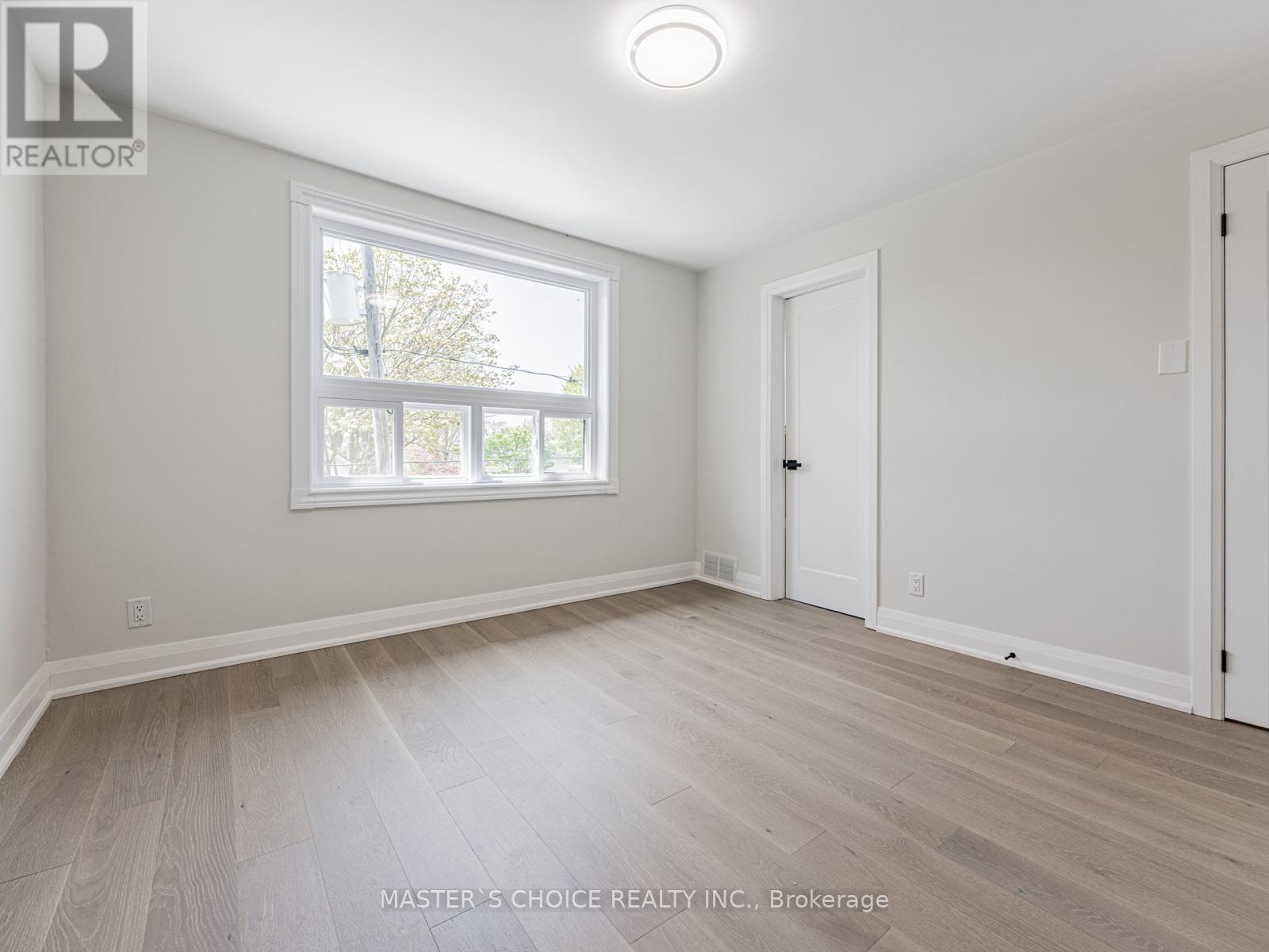 127 Highfield Road, Toronto, Ontario  M4L 2T9 - Photo 24 - E12436760